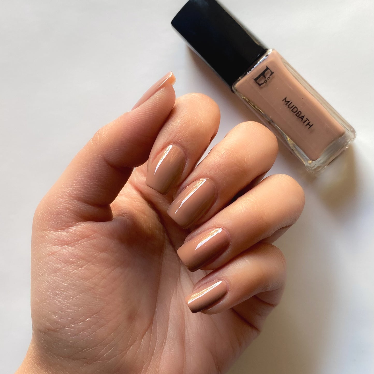 Mudbath Vegan Beige Nude Nail Polish – Chip-Resistant, Non-Yellowing, Gel-Like Shine, Long-Lasting
