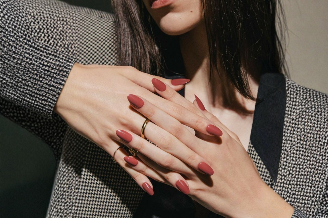 January Glow Reset: Dull Gold, Cinnamon Spice & Full Moon – The Ultimate Neutral Trio