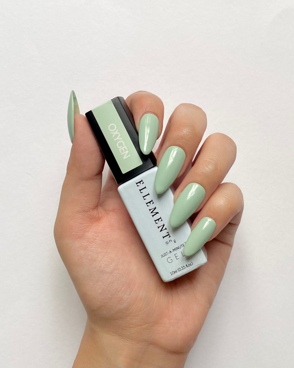 Oxygen Gel Polish – Soft Muted Green, Long-Lasting, Streak-Free, Suitable for Natural & Acrylic Nails