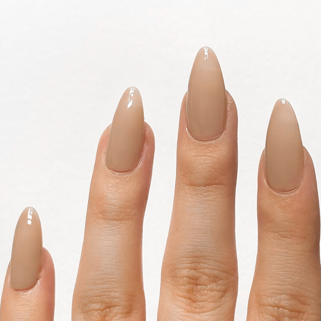Biscotti Gel Polish Nude, Soft Neutral Undertone, Versatile Long-Lasting Gel for Natural & Artificial Nails