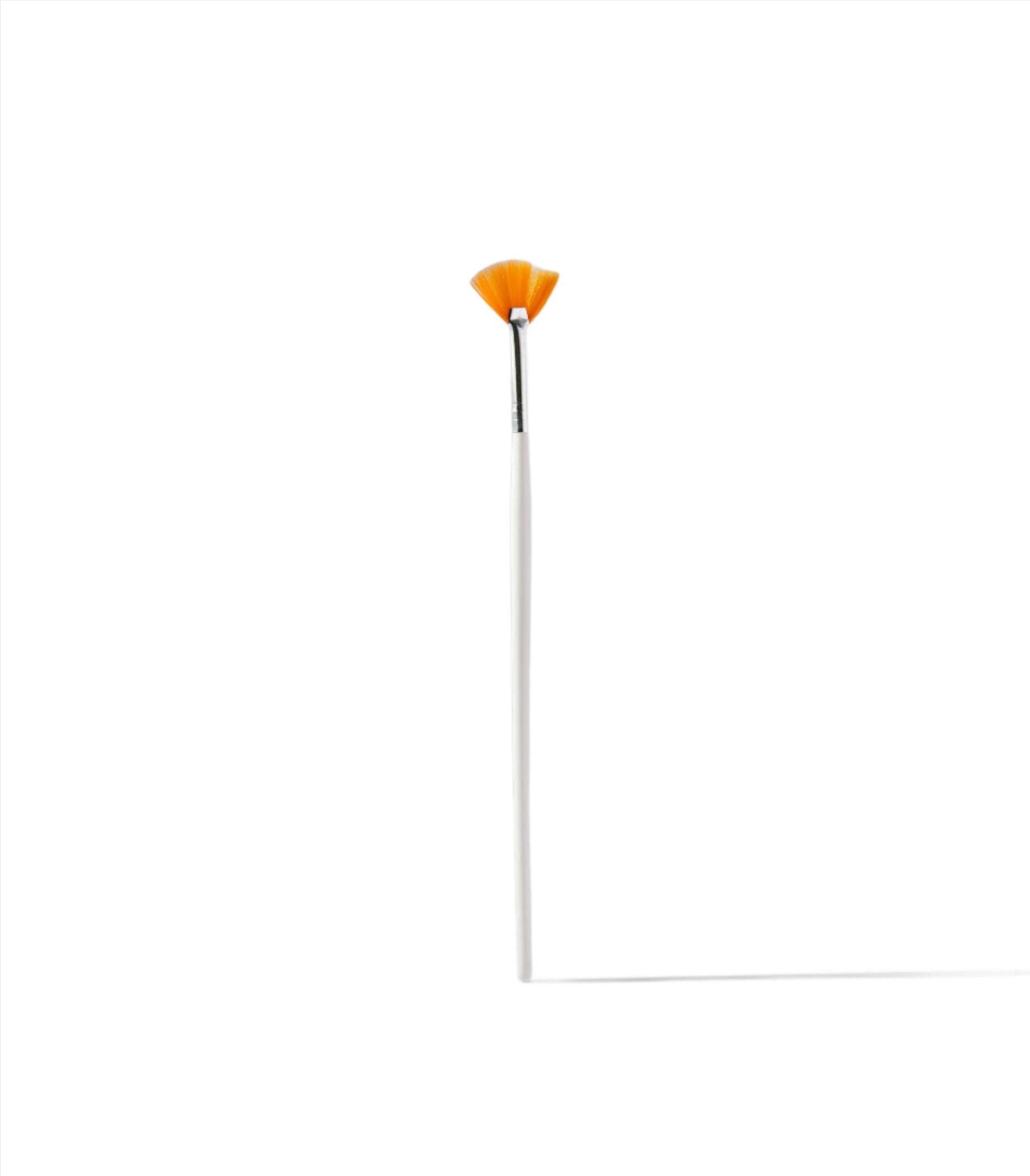 Nail Fan Nail Art Brush – Professional Fan Brush for Glitter, Mylars, and Nail Art Designs – Perfect for Salon and DIY Manicures – Even Application for Flawless, Creative Nail Designs