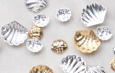 Metallic Seashells Silver & Gold